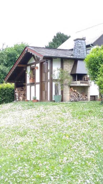 Gaestehaus Kiesgen-Mendgen Bernkastel-Kues Ngoại thất bức ảnh