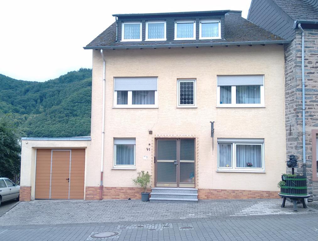 Gaestehaus Kiesgen-Mendgen Bernkastel-Kues Ngoại thất bức ảnh